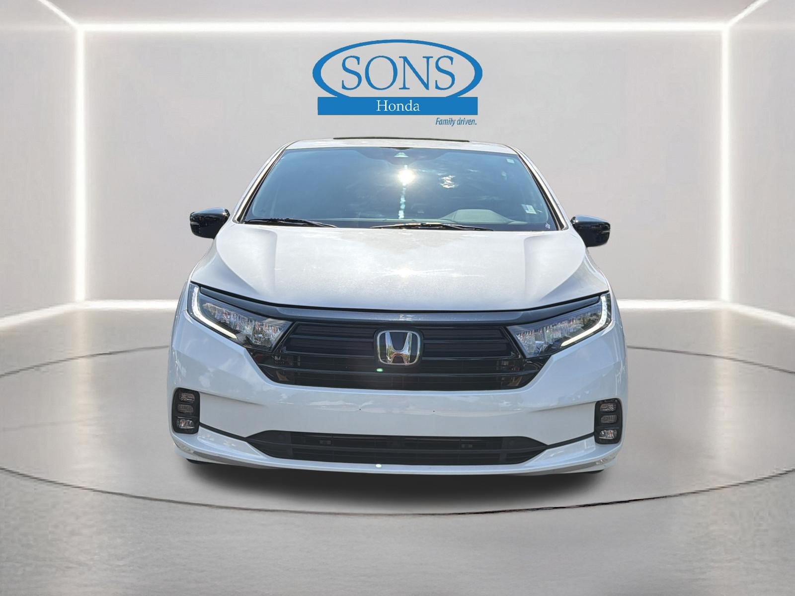 Certified 2024 Honda Odyssey Sport image 32