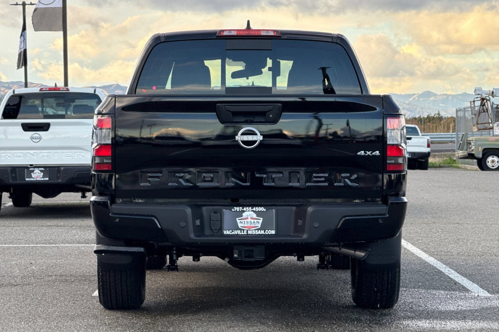 New 2026 Nissan Frontier SV w/ Tow Package AWD/4WD image 6