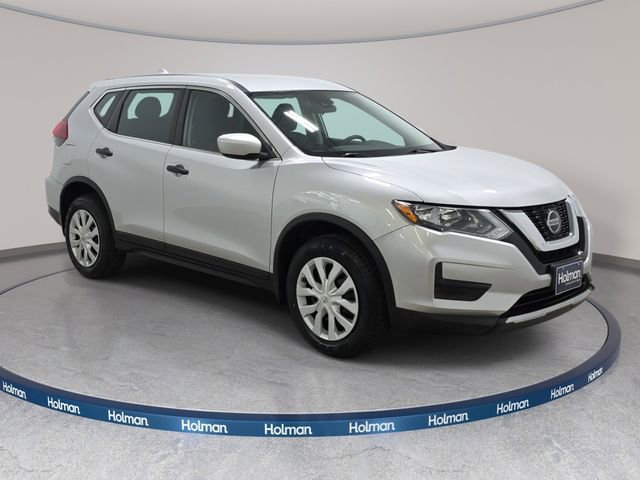Used 2019 Nissan Rogue S image 4