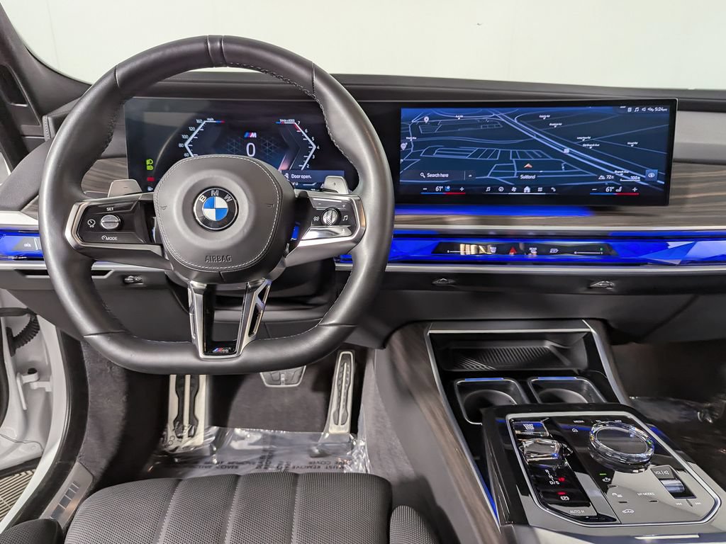 Certified 2024 BMW 760i xDrive AWD/4WD image 25