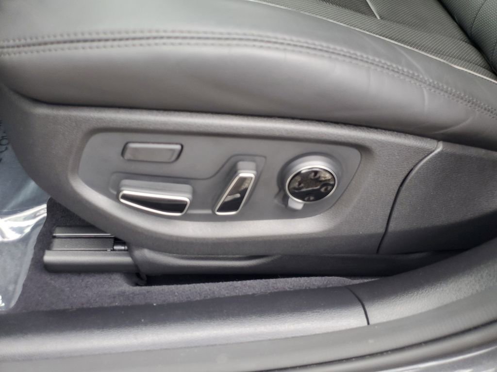 Used 2019 Genesis G80 3.8 w/ Ultimate Package 03 image 26