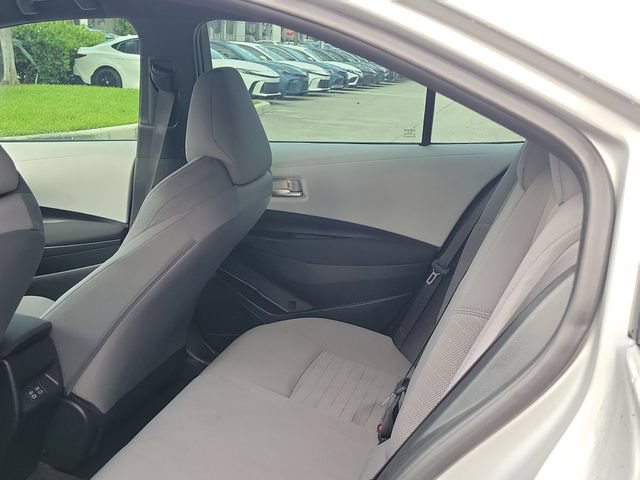 Used 2026 Toyota Corolla SE FWD image 8