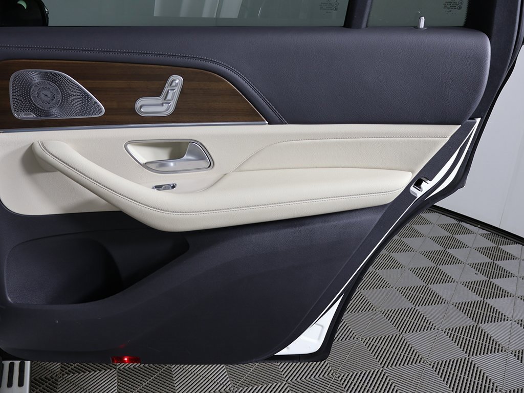 Used 2020 Mercedes-Benz GLS 580 GLS 580 image 26