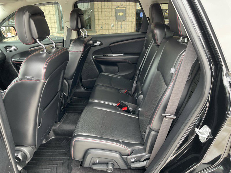 Used 2017 Dodge Journey GT image 32