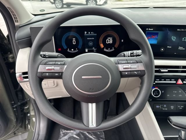 New 2026 Hyundai Tucson SEL image 17