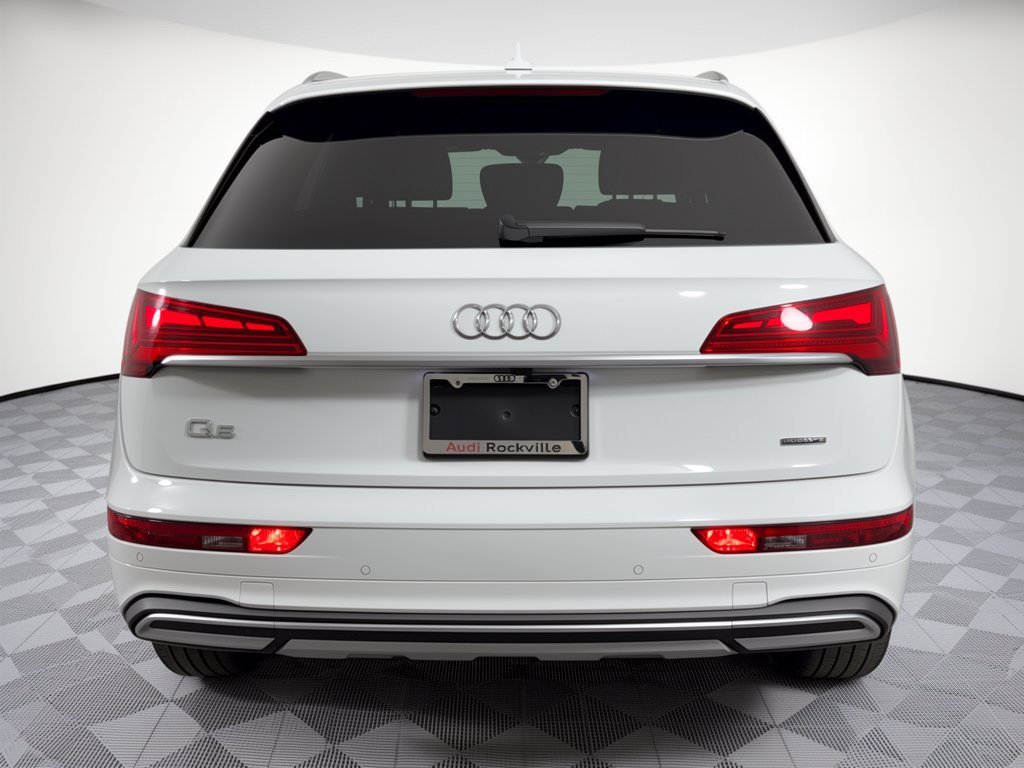 Used 2023 Audi Q5 2.0T Premium w/ Convenience Package AWD/4WD image 11