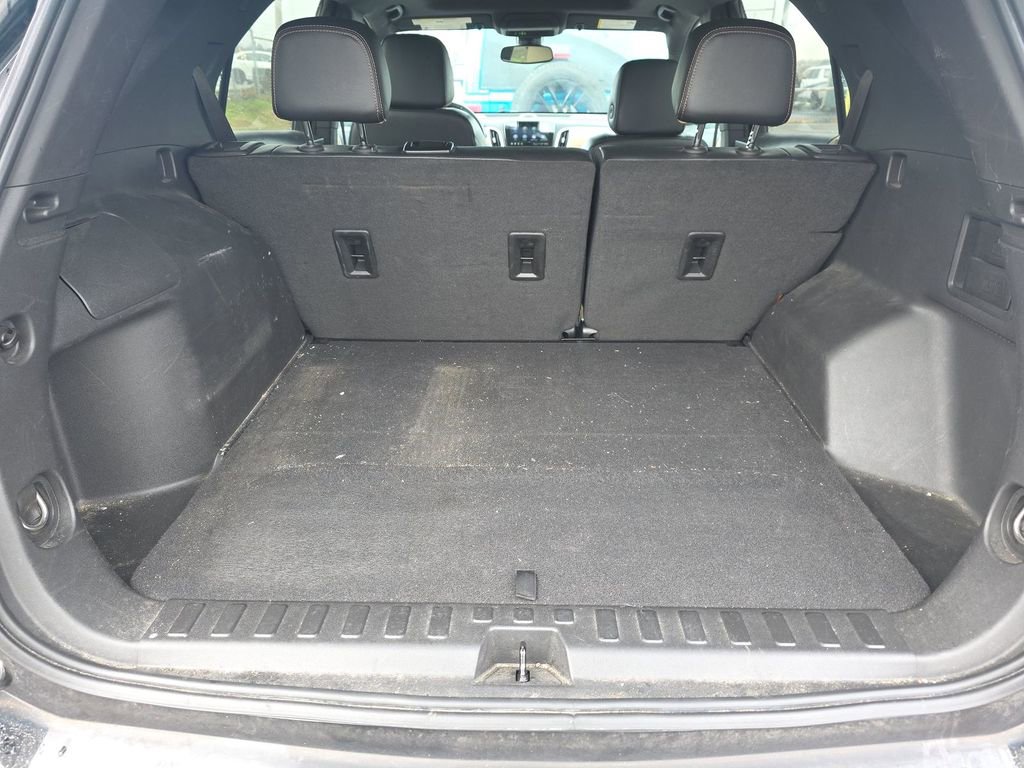 Used 2023 Chevrolet Equinox Premier image 14