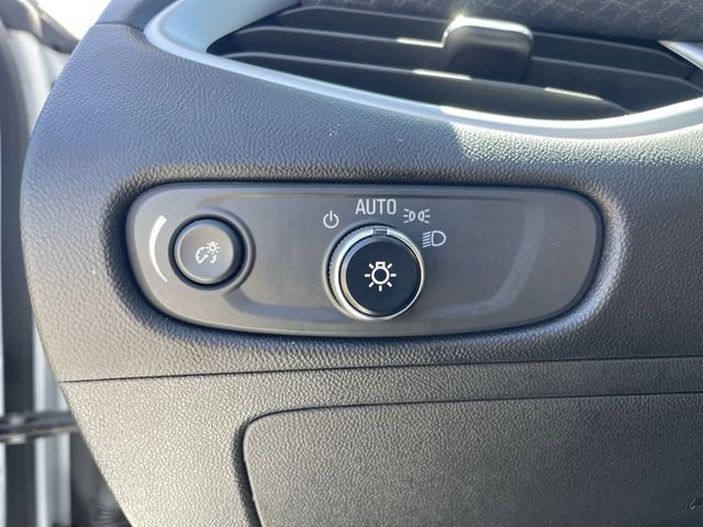 Used 2023 Chevrolet Malibu LT FWD image 34