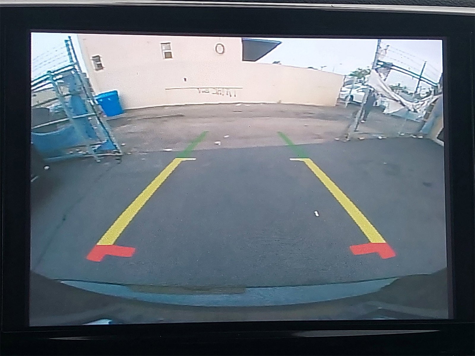 Used 2022 Chrysler Pacifica Touring-L image 28