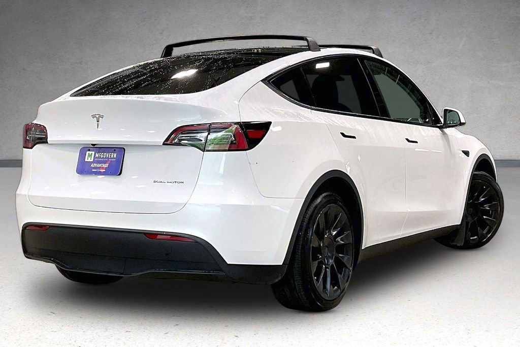 Used 2023 Tesla Model Y Long Range AWD/4WD image 6