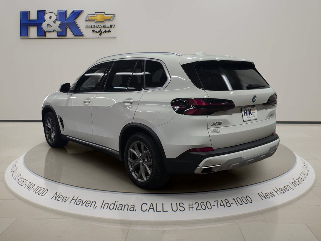 Used 2024 BMW X5 xDrive40i AWD/4WD image 4