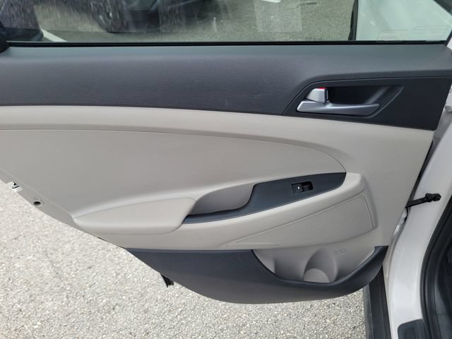 Used 2016 Hyundai Tucson SE w/ Option Group 02 FWD image 10