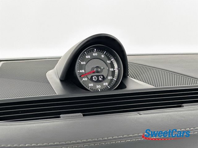 Used 2022 Porsche Panamera GTS image 32