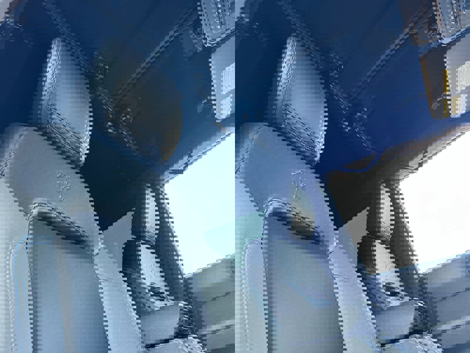 Used 2022 Ford Bronco Black Diamond image 17