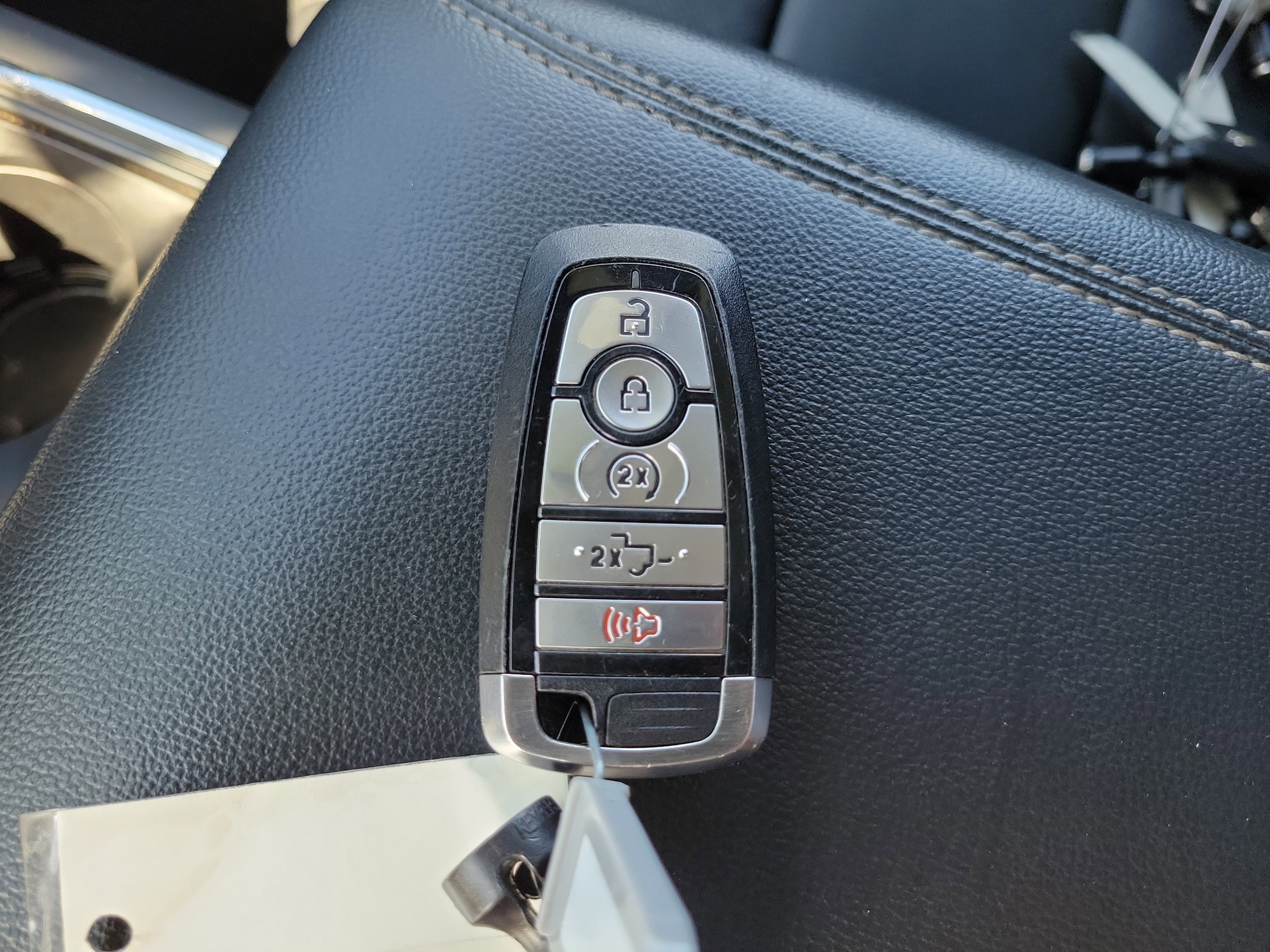 Used 2021 Ford F150 Lariat w/ Equipment Group 502A High image 30