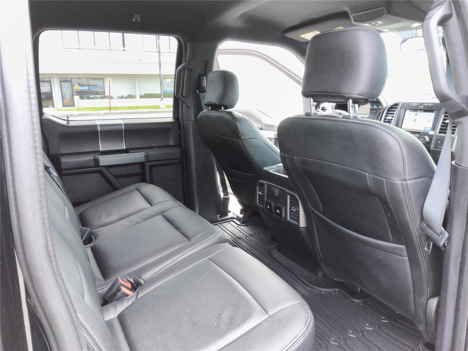 Used 2018 Ford F150 XLT w/ Equipment Group 302A Luxury RWD image 26