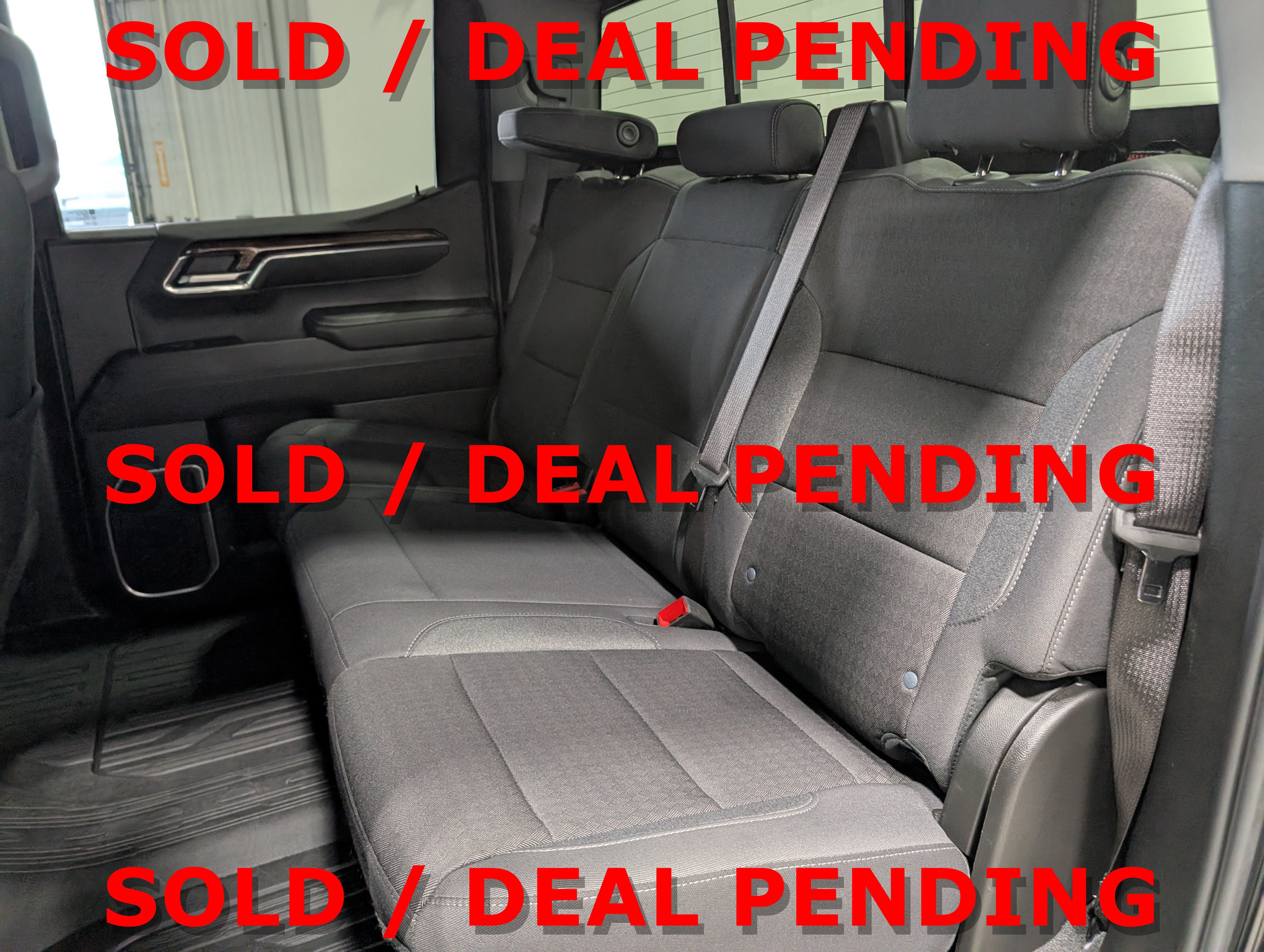Used 2024 GMC Sierra 1500 SLE w/ Preferred Package AWD/4WD image 16
