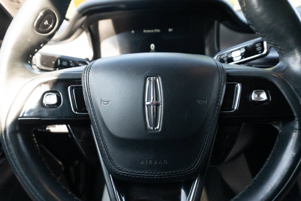 Used 2021 Lincoln Aviator 2WD w/ Elements Package image 23