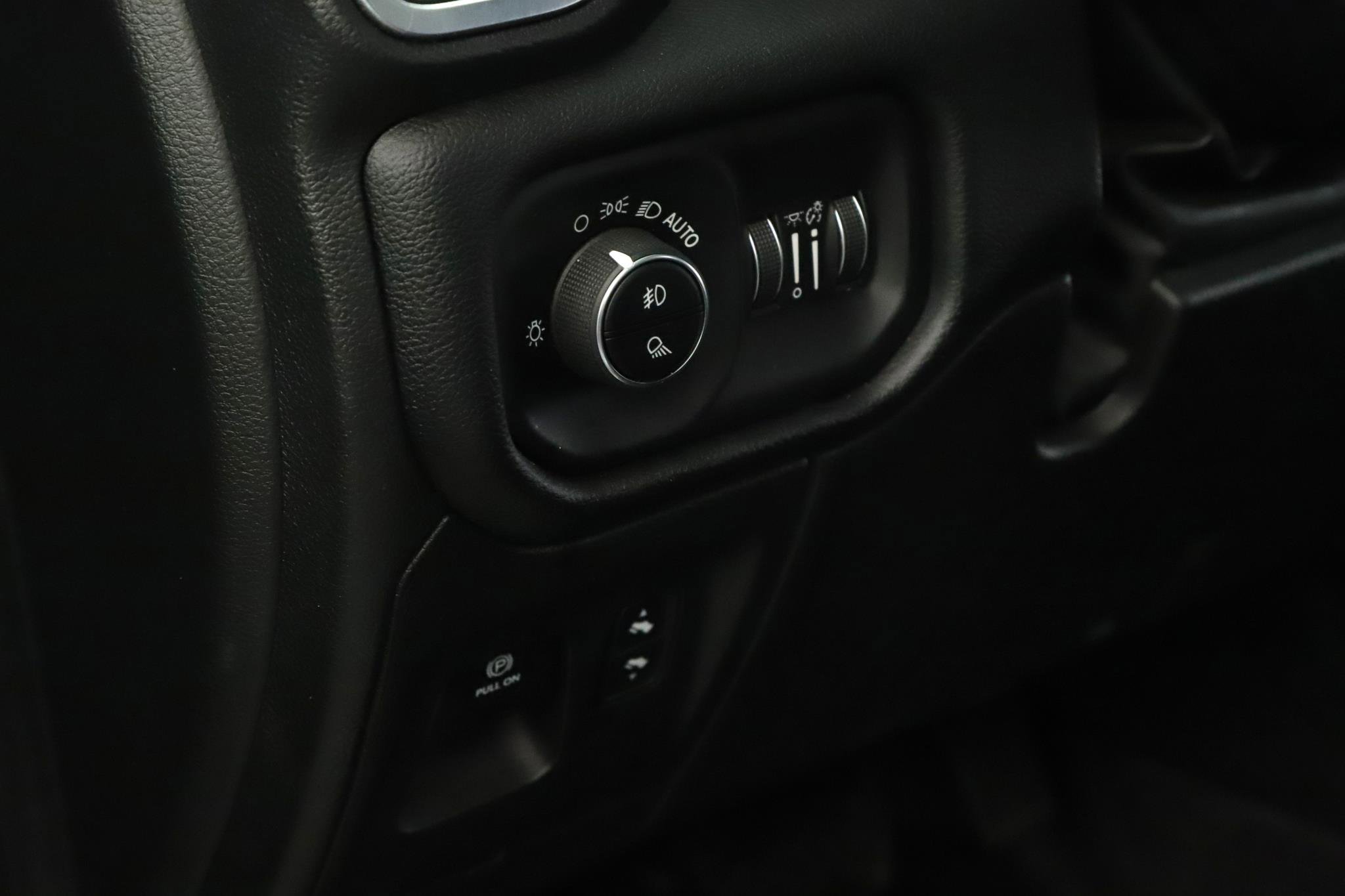 Used 2022 RAM 1500 Laramie image 8