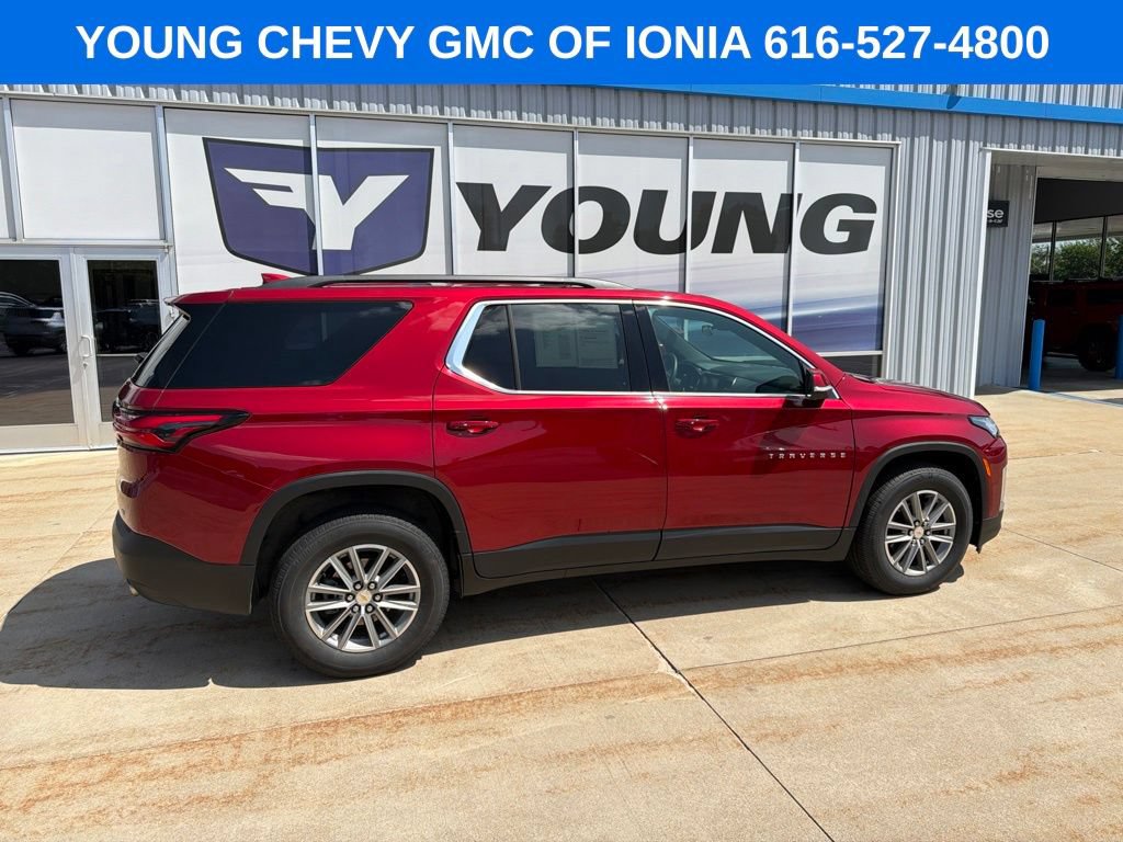 Certified 2023 Chevrolet Traverse LT w/ LPO, Floor Liner Package AWD/4WD image 1