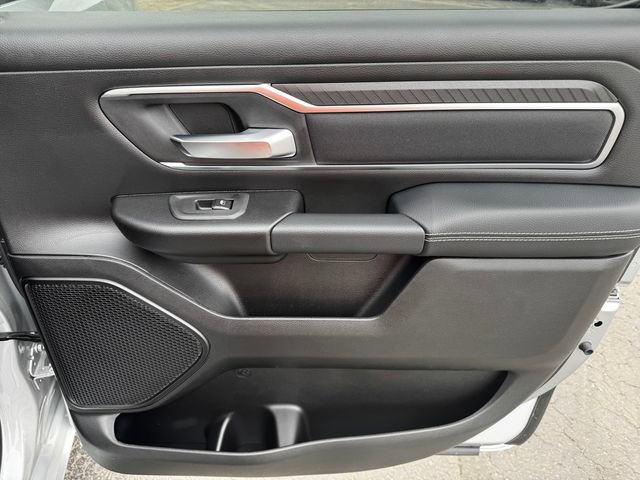 New 2026 RAM 1500 4x4 Crew Cab image 15
