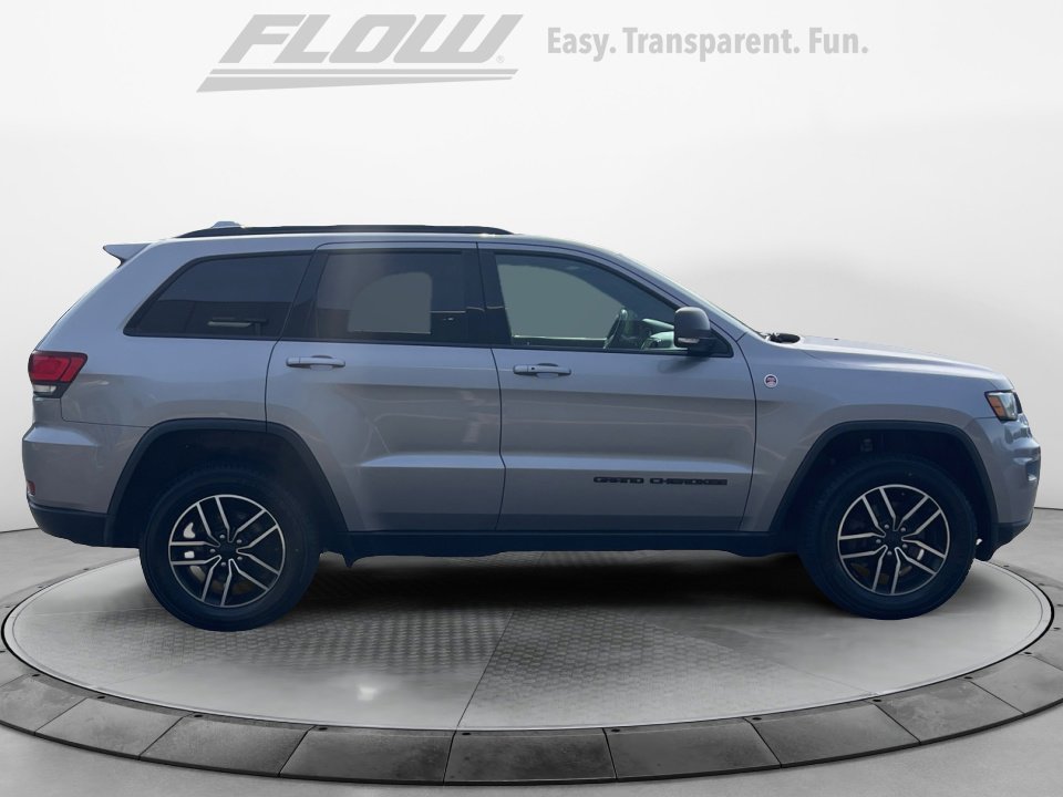 Used 2020 Jeep Grand Cherokee Trailhawk image 9