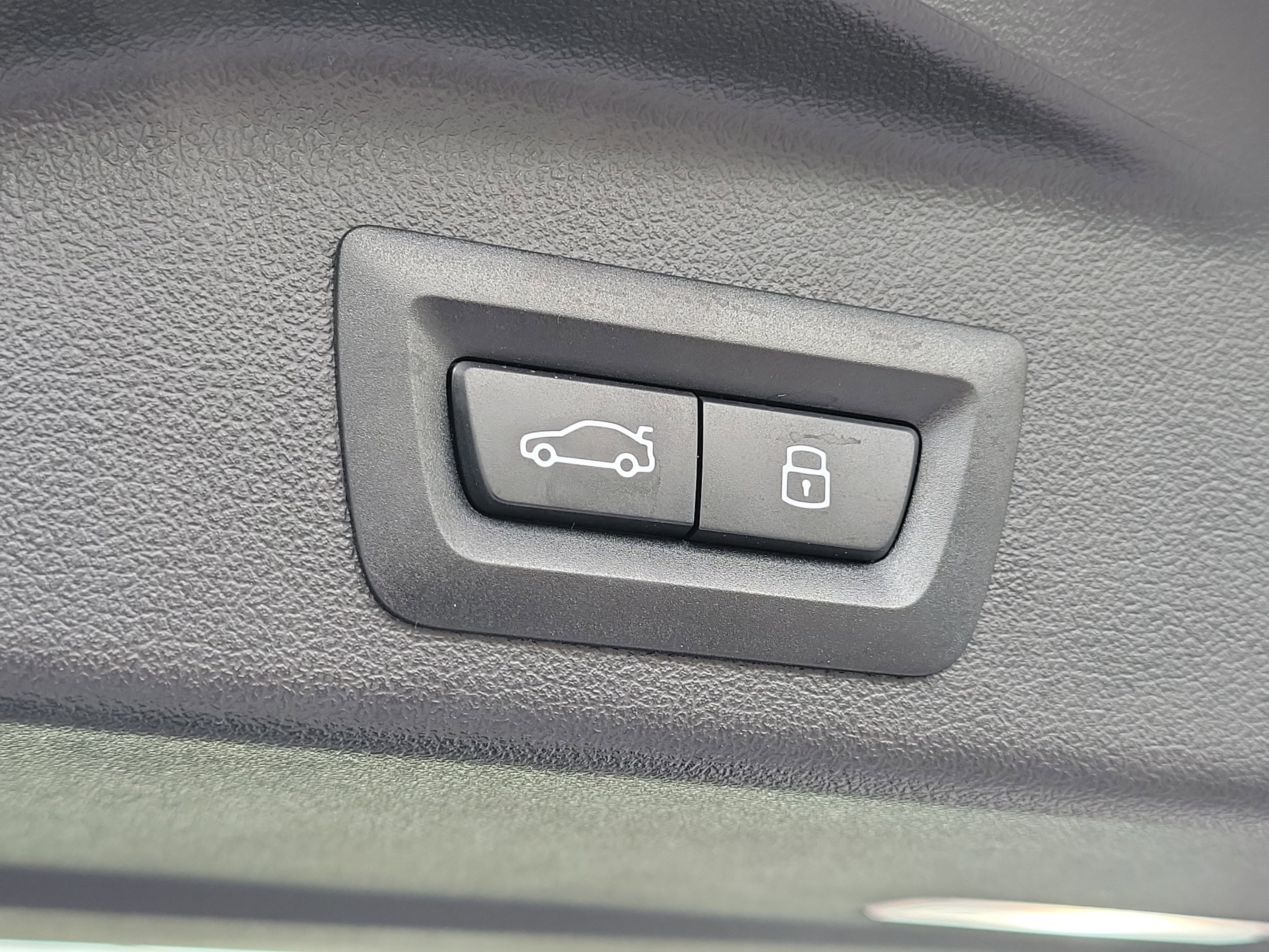 Used 2026 BMW X5 sDrive40i RWD image 9