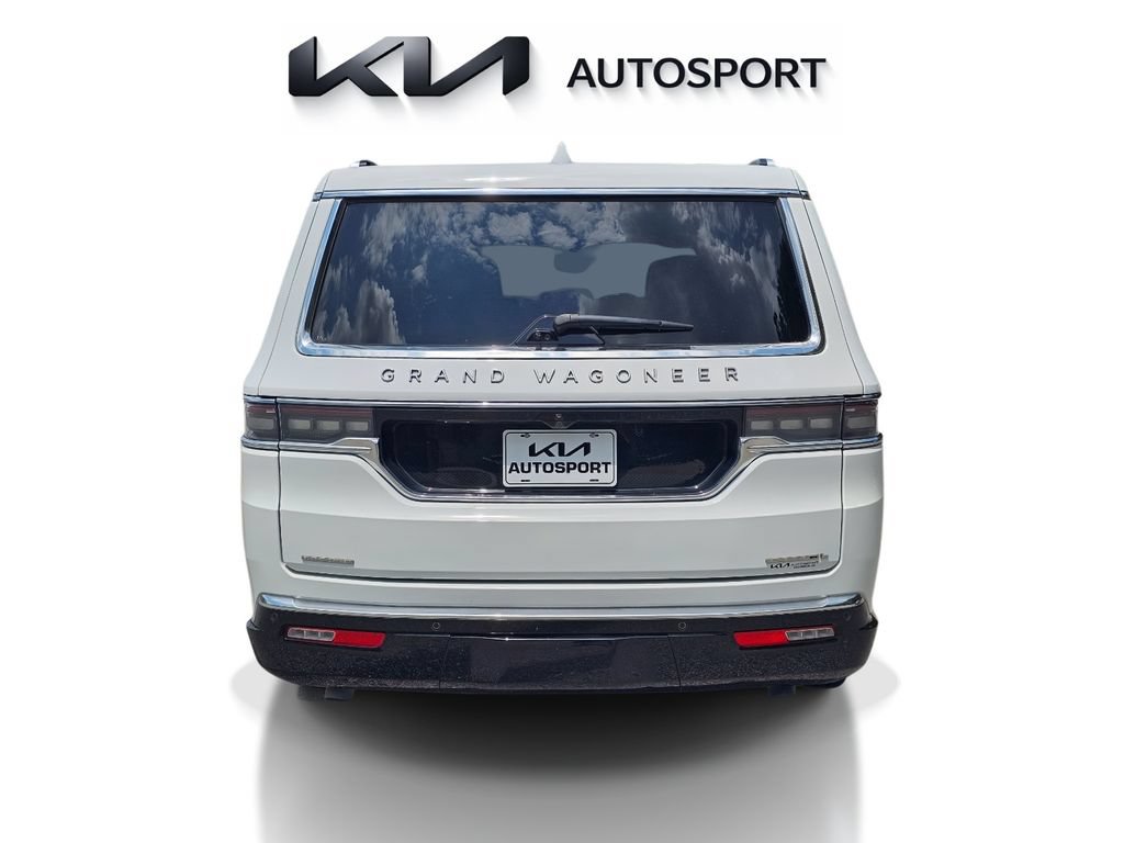 Used 2023 Jeep Grand Wagoneer L Series III AWD/4WD image 10