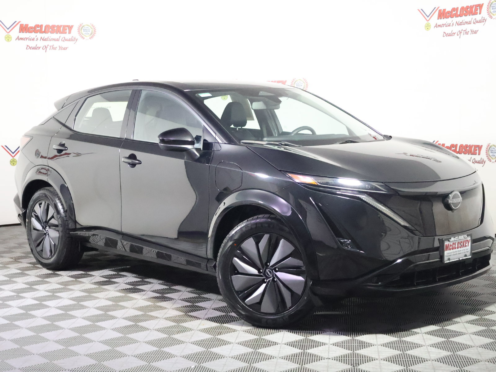 Used 2024 Nissan Ariya AWD image 2