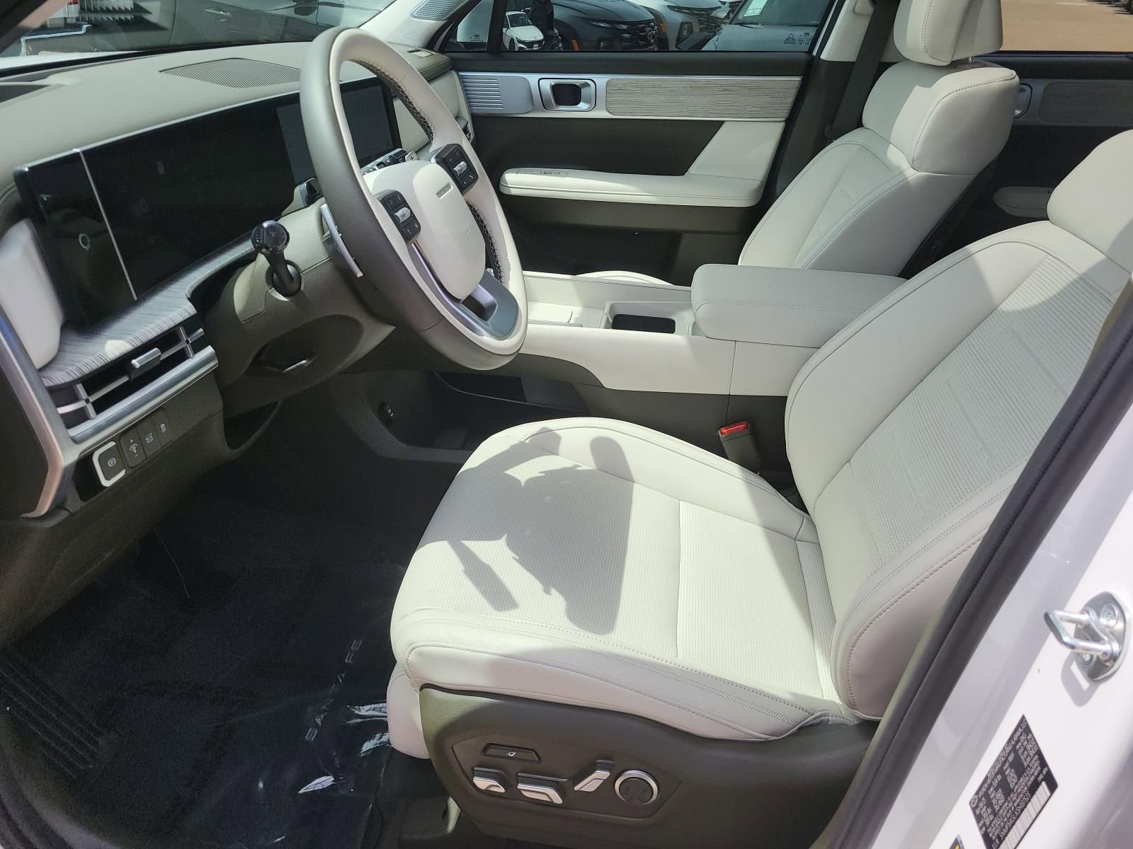 Used 2025 Hyundai Santa Fe Calligraphy FWD image 21