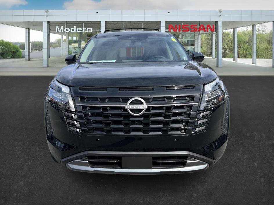 New 2026 Nissan Pathfinder SL image 9