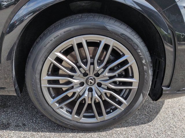 Used 2023 Lexus RX 500h F Sport w/ Accessory Package (2T) AWD/4WD image 11
