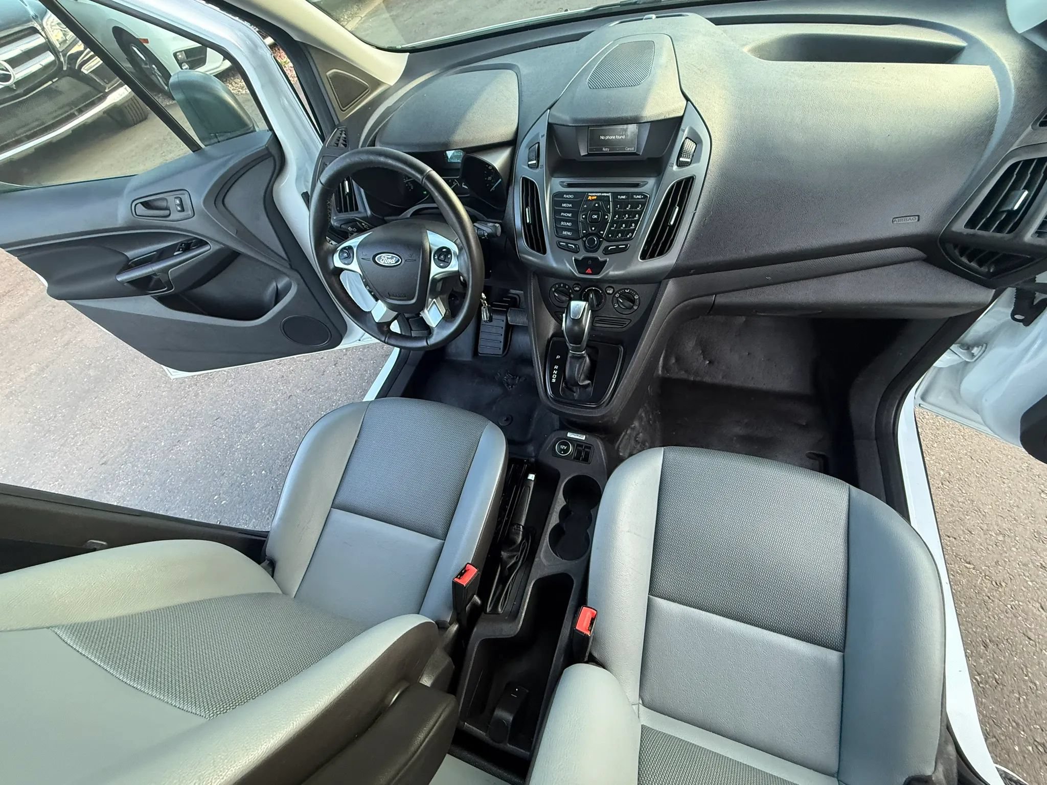 Used 2018 Ford Transit Connect XL FWD image 17
