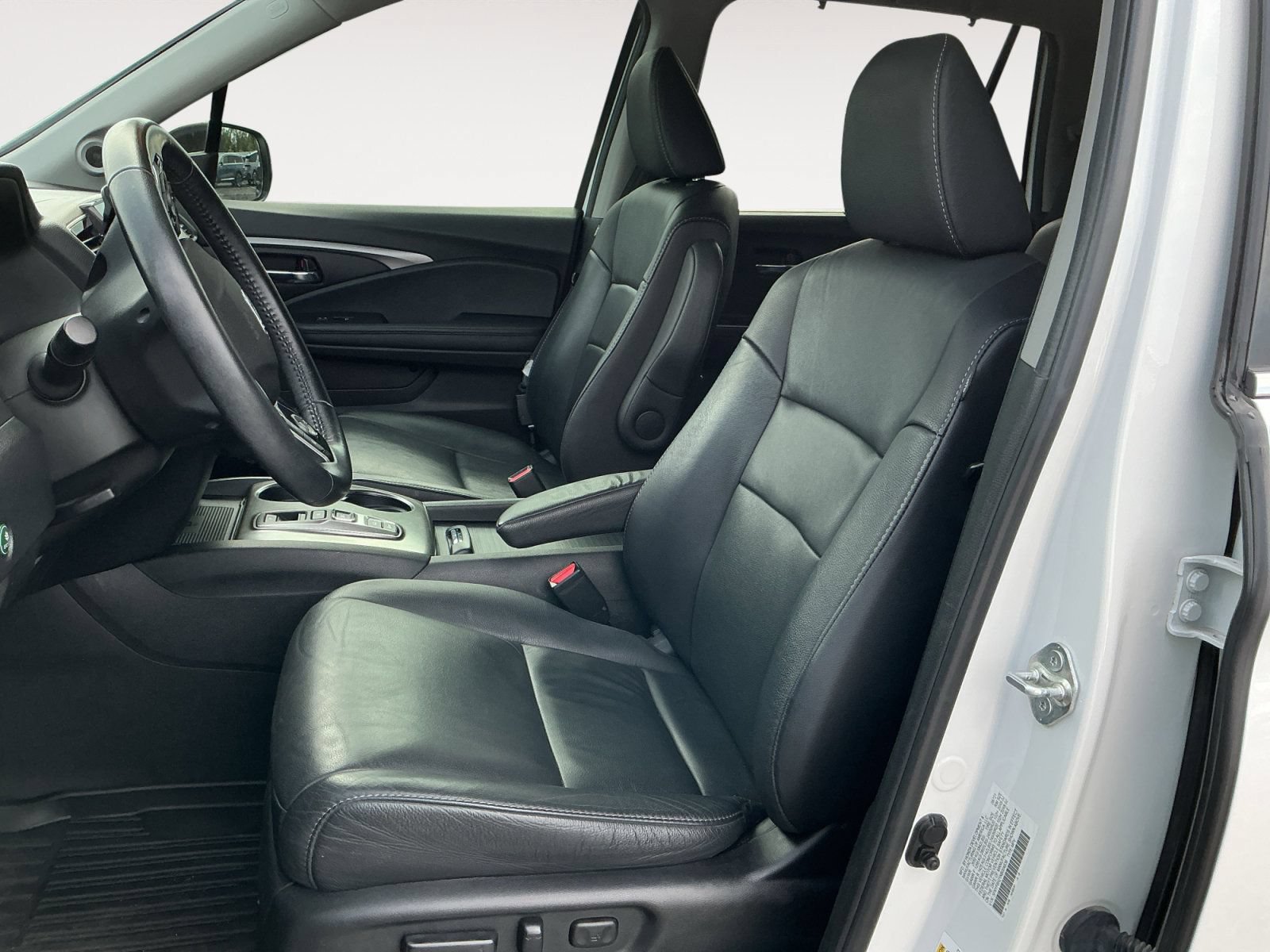 Used 2022 Honda Pilot Special Edition image 9
