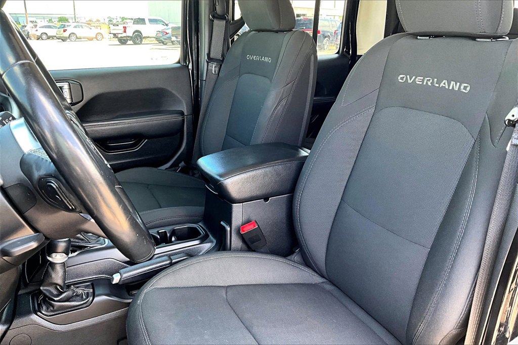 Used 2020 Jeep Gladiator Overland image 18