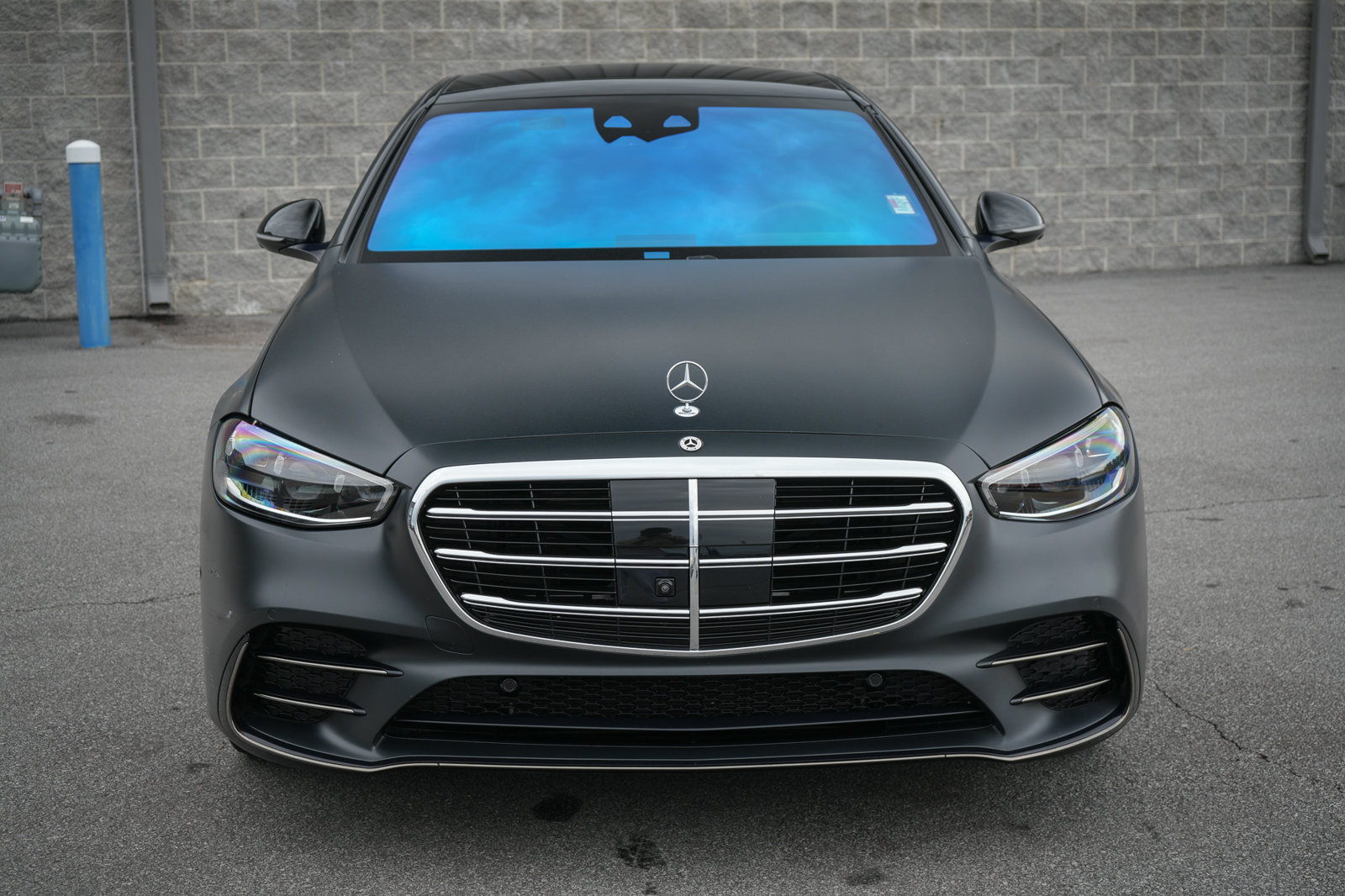 Used 2023 Mercedes-Benz S 580e 4MATIC Sedan w/ AMG Line image 8
