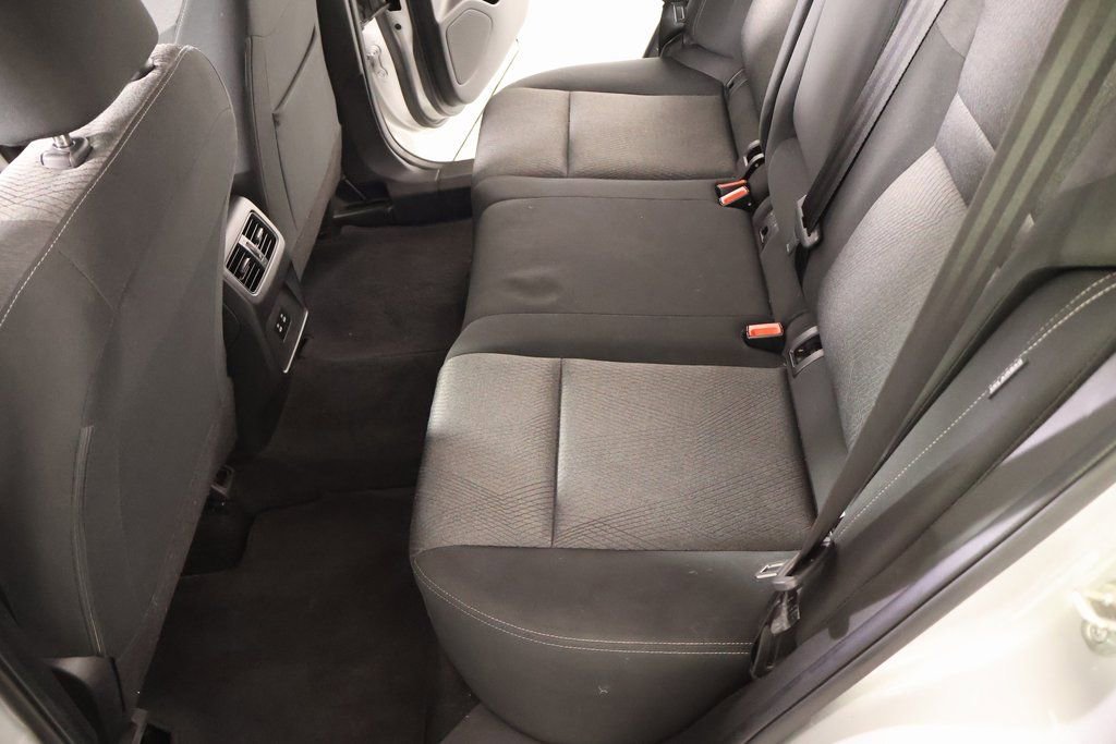 Used 2024 Nissan Rogue SV image 11