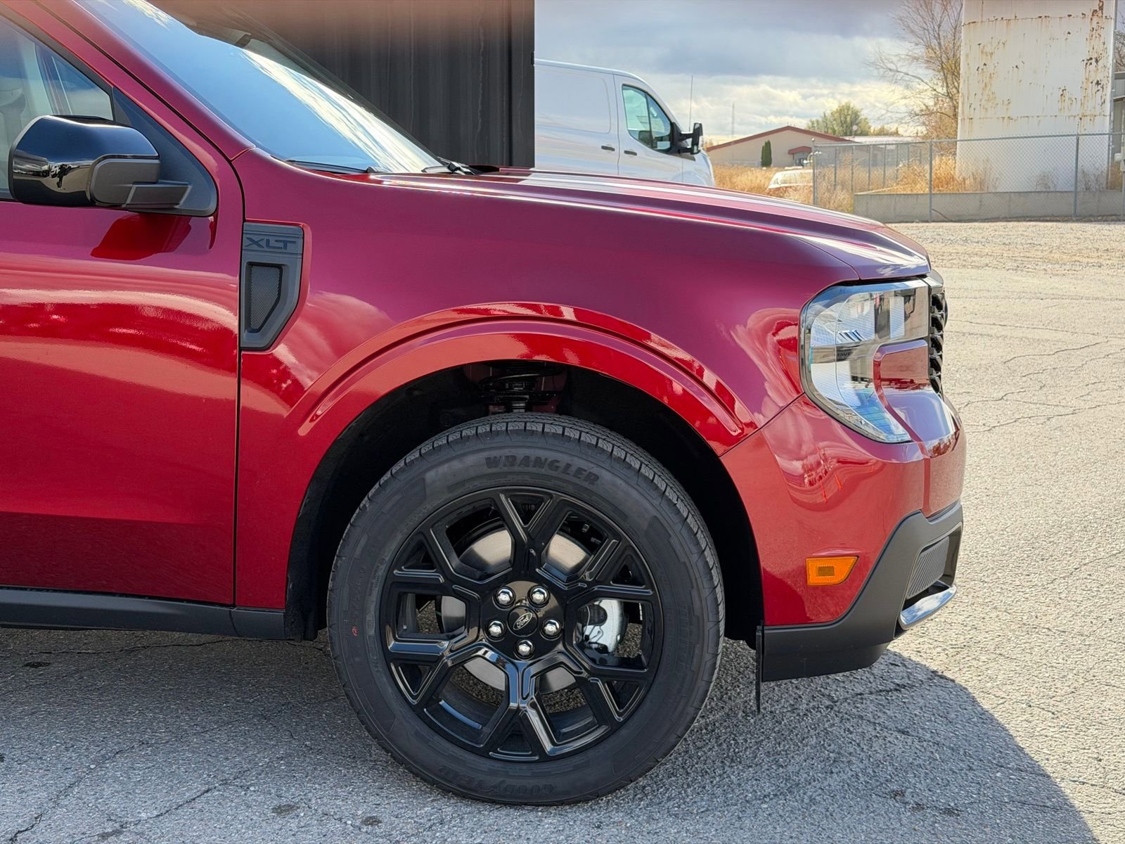 New 2025 Ford Maverick XLT w/ Equipment Group 301A AWD/4WD image 4