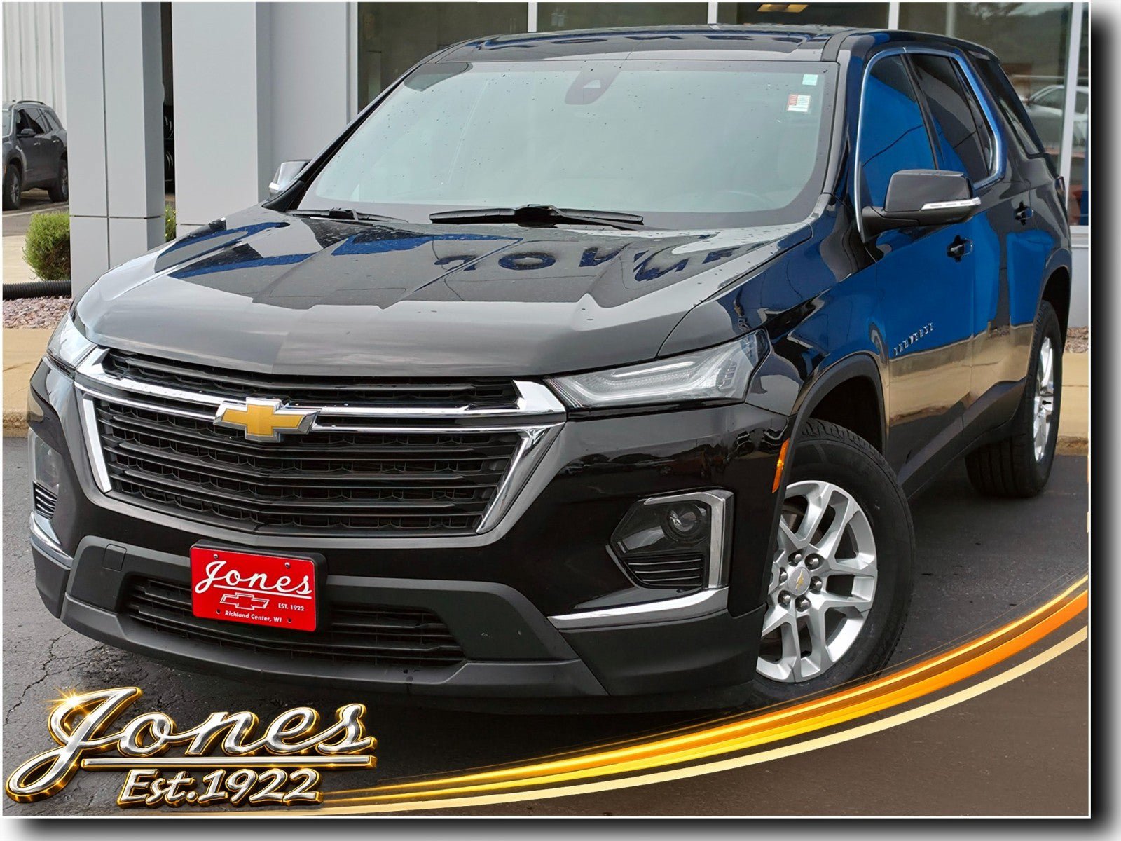 Used 2022 Chevrolet Traverse LS