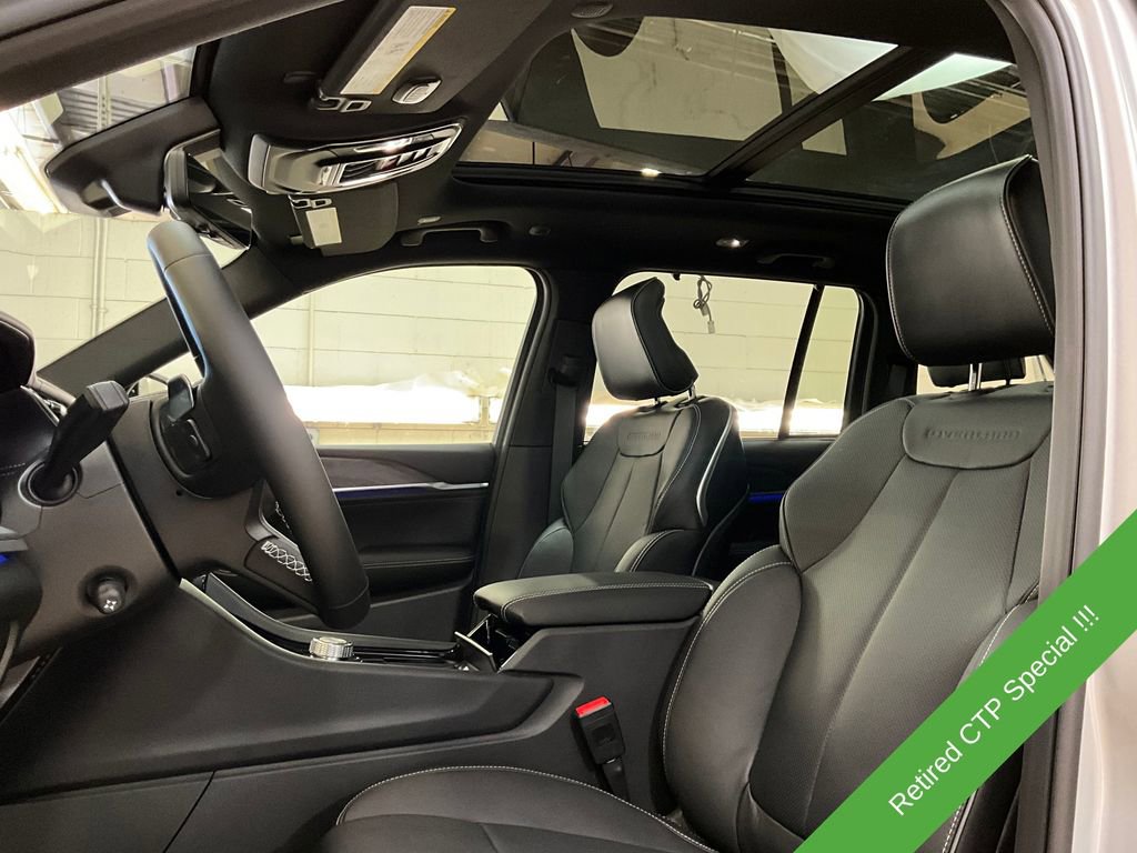 New 2025 Jeep Grand Cherokee Overland w/ Adv Protech Group III image 14