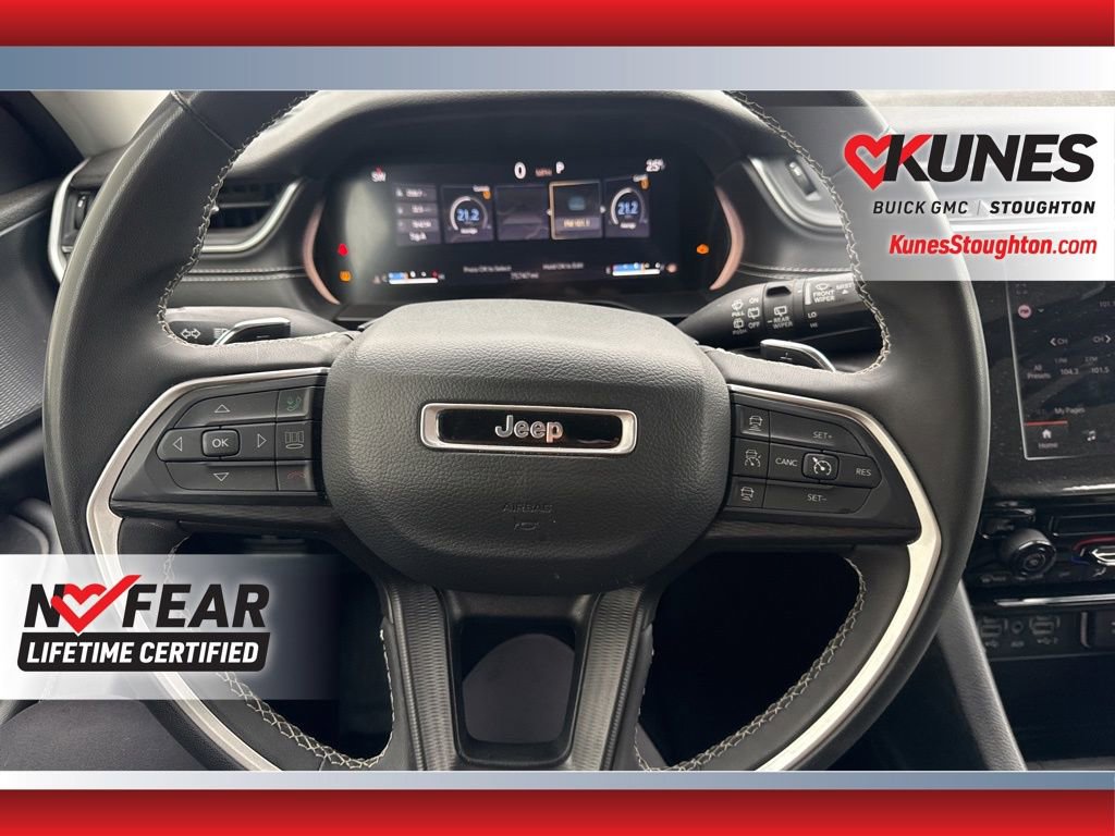 Used 2024 Jeep Grand Cherokee Laredo image 23