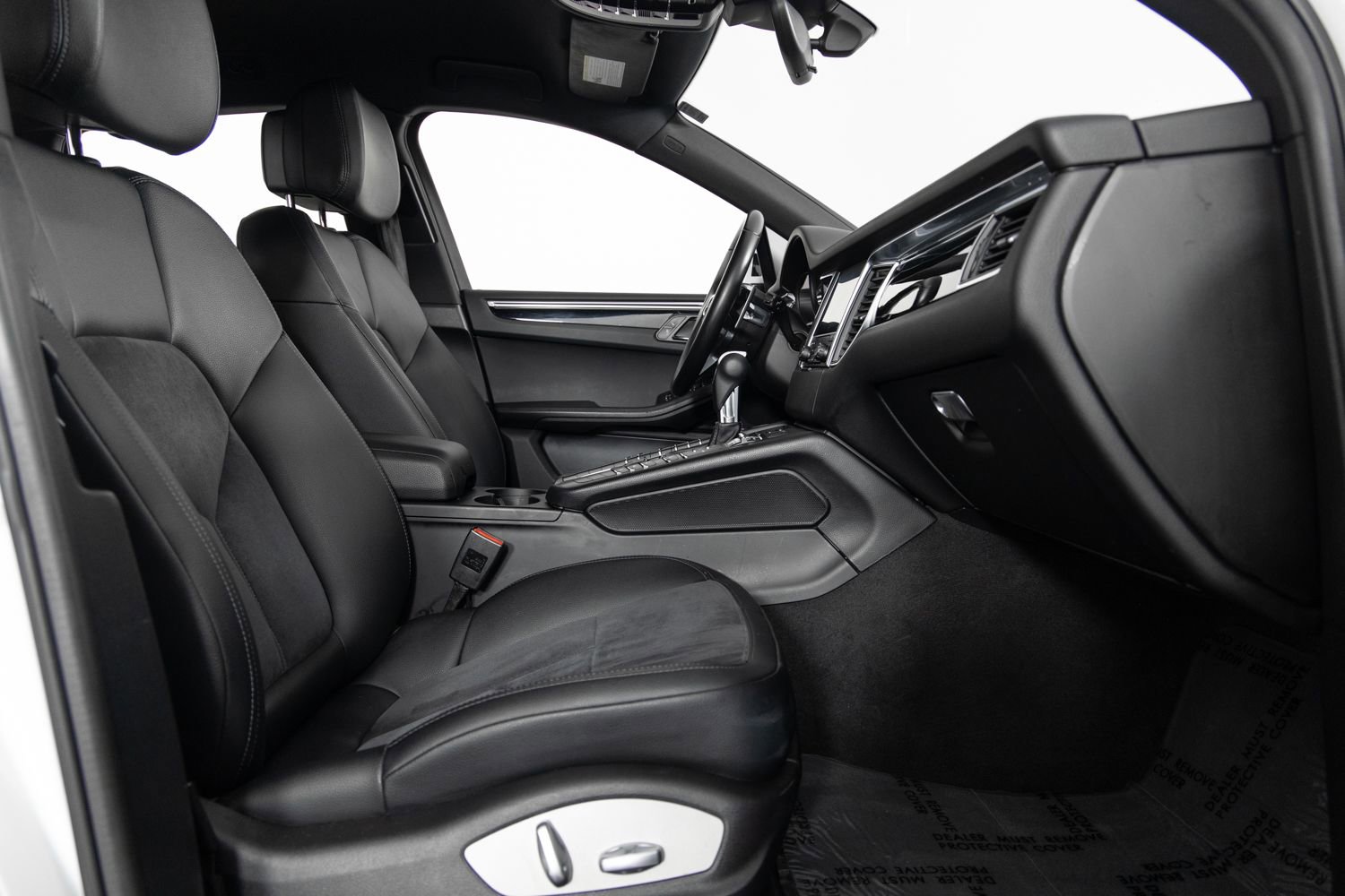 Used 2018 Porsche Macan Sport Edition image 27