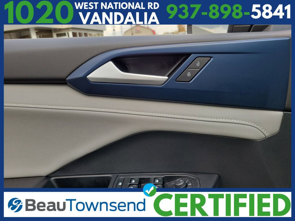 Used 2024 Volkswagen Taos SE image 18