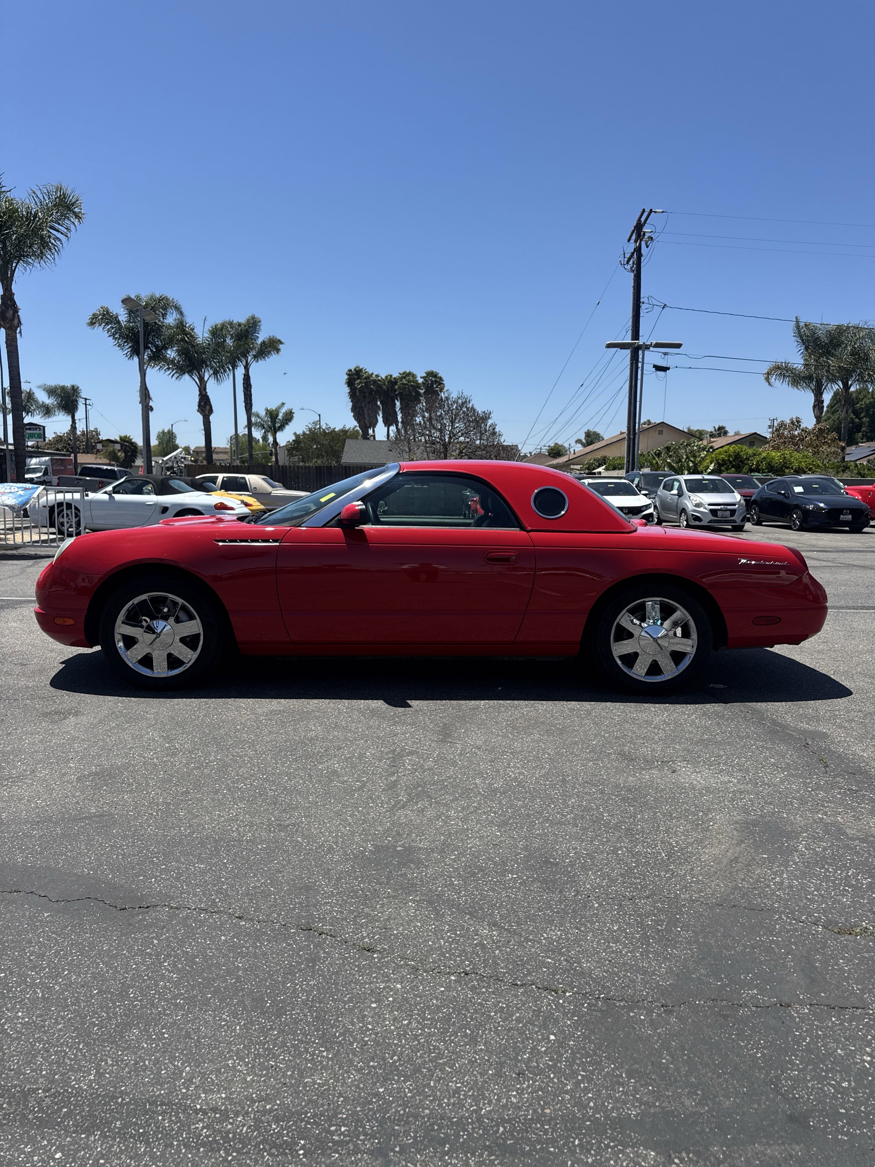 Used 2002 Ford Thunderbird image 4