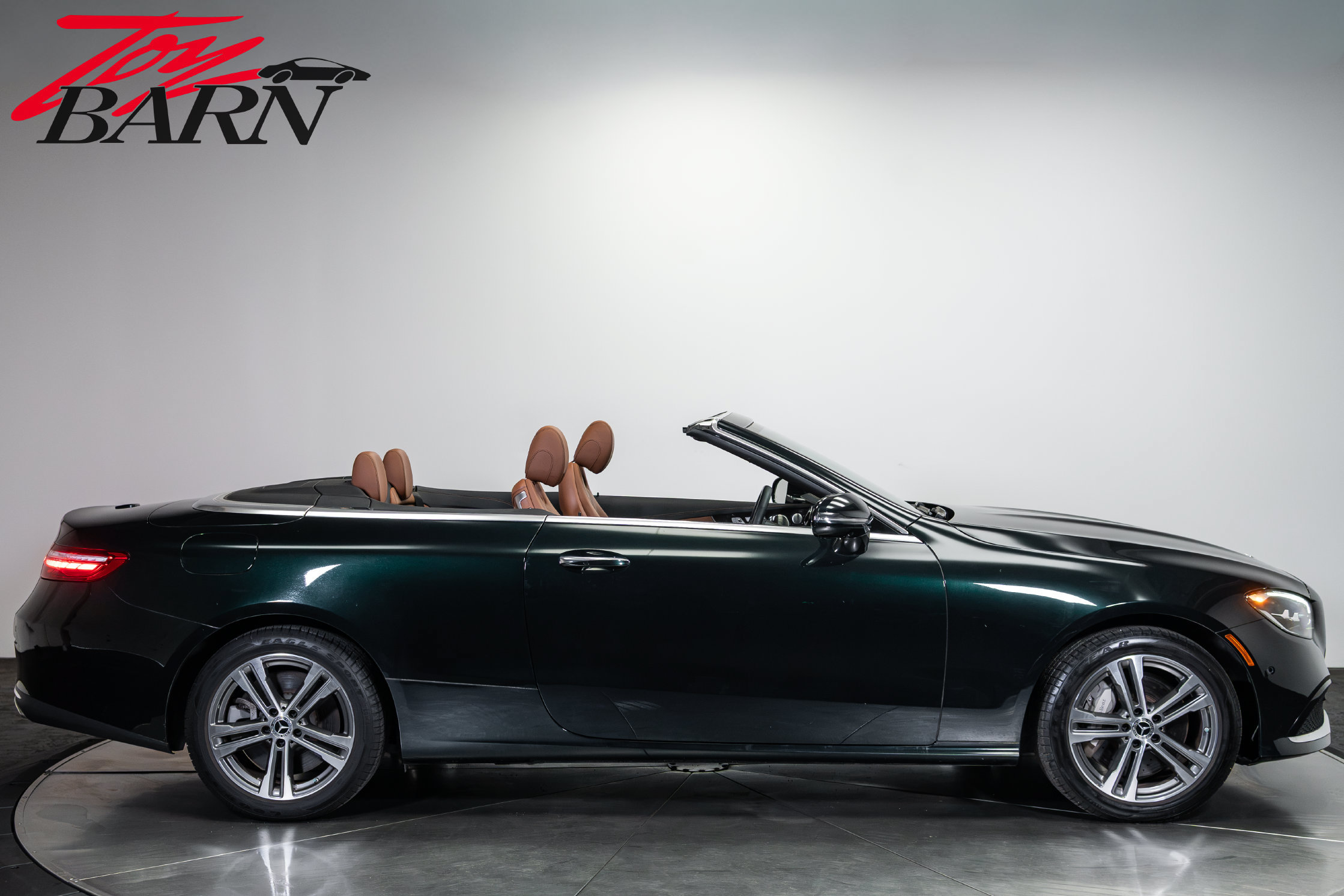 Used 2022 Mercedes-Benz E 450 4MATIC Cabriolet image 6
