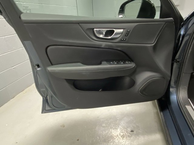 Certified 2025 Volvo S60 B5 Core image 7