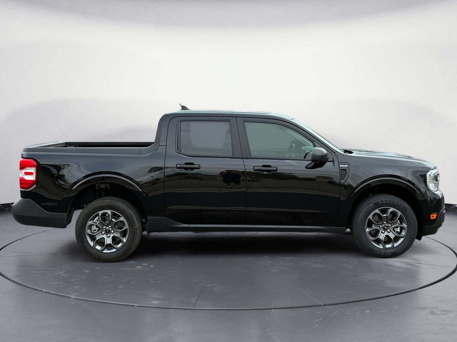 Used 2024 Ford Maverick XLT FWD image 6
