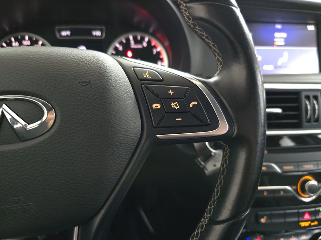 Used 2017 INFINITI QX30 AWD image 20