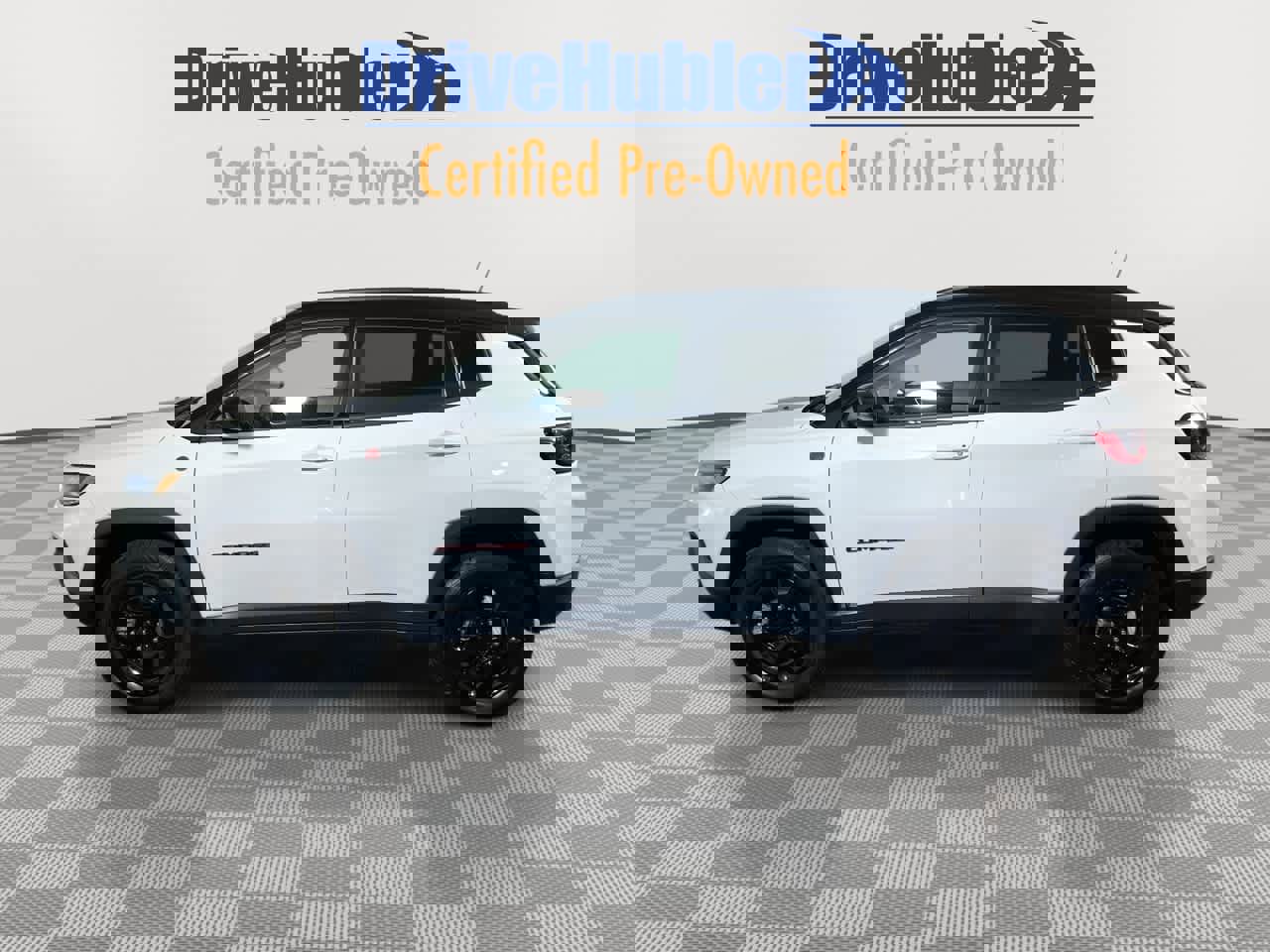 Used 2023 Jeep Compass Trailhawk image 5