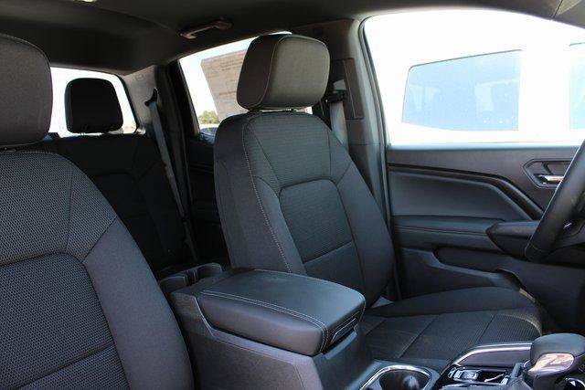 New 2026 GMC Canyon Elevation w/ Convenience Package RWD image 15
